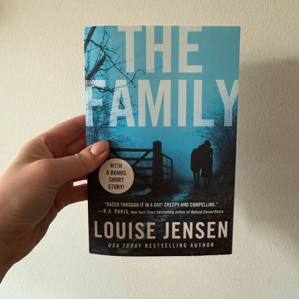 Book | The Family by Louise Jensen Book | Thriller, paperback